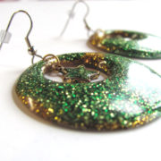 Green and gold sparkling earrings_1996 (800×600)